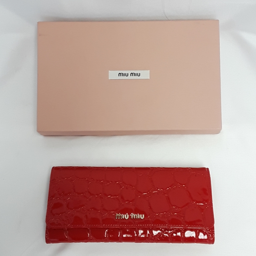 NIB Miu Miu Clutch Red Leather chain Shoulder bag